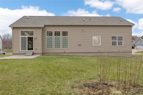 201 Teakwood Lane Cedar Rapids IA 52402