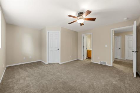 1675 Grizzly Trail North Liberty IA 52317