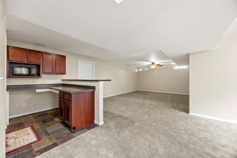 1675 Grizzly Trail North Liberty IA 52317