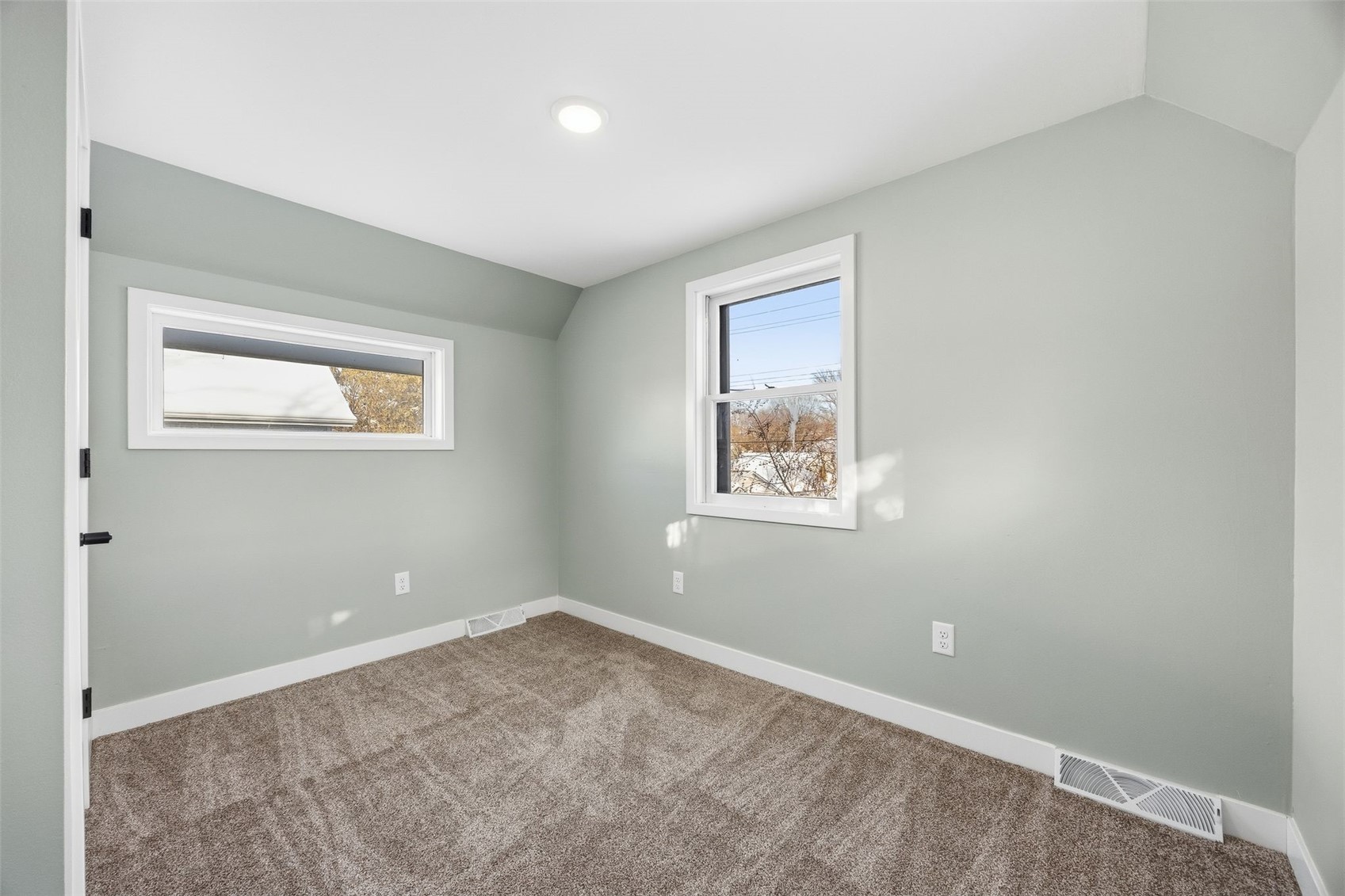 818 Rundell Street Iowa City IA 52240