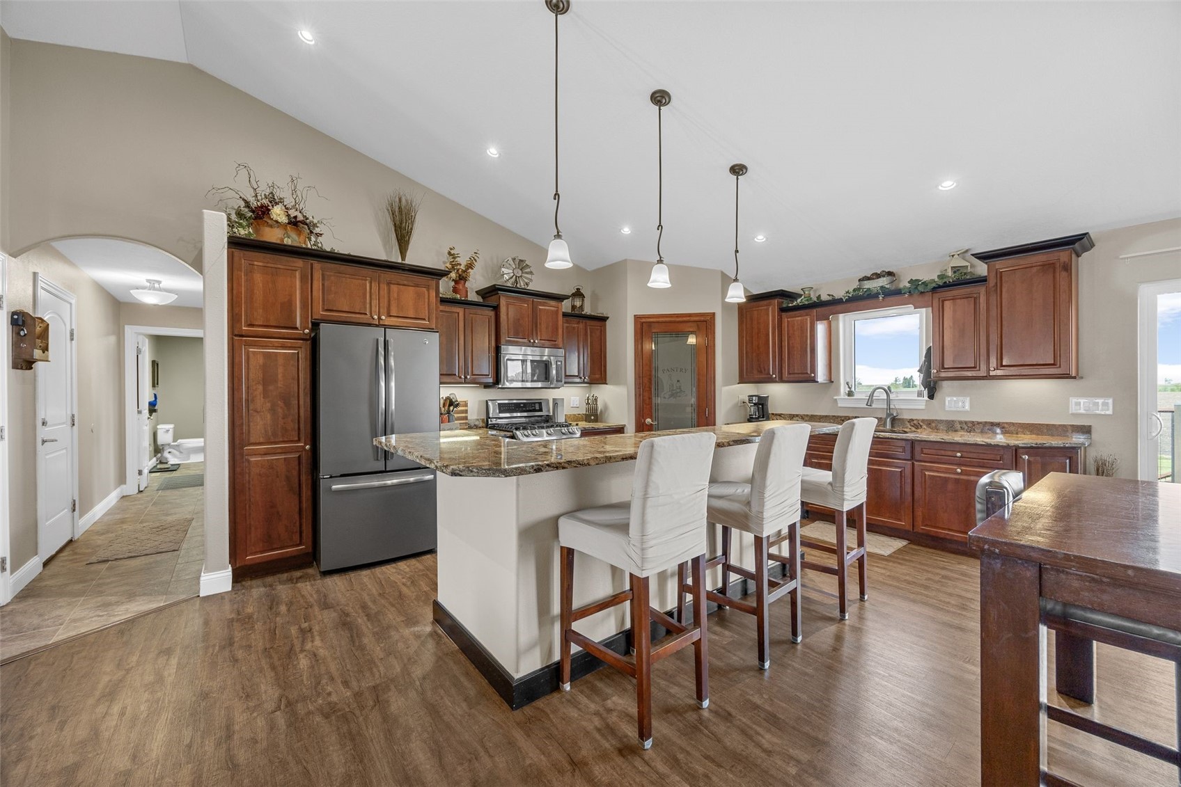 210 Longworth Avenue Alburnett IA 52202
