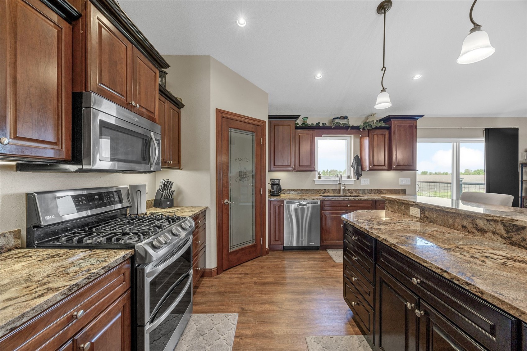 210 Longworth Avenue Alburnett IA 52202