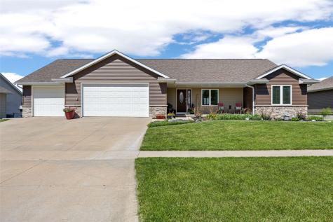 210 Longworth Avenue Alburnett IA 52202