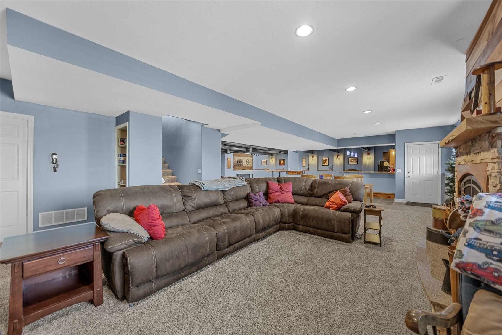 210 Longworth Avenue Alburnett IA 52202