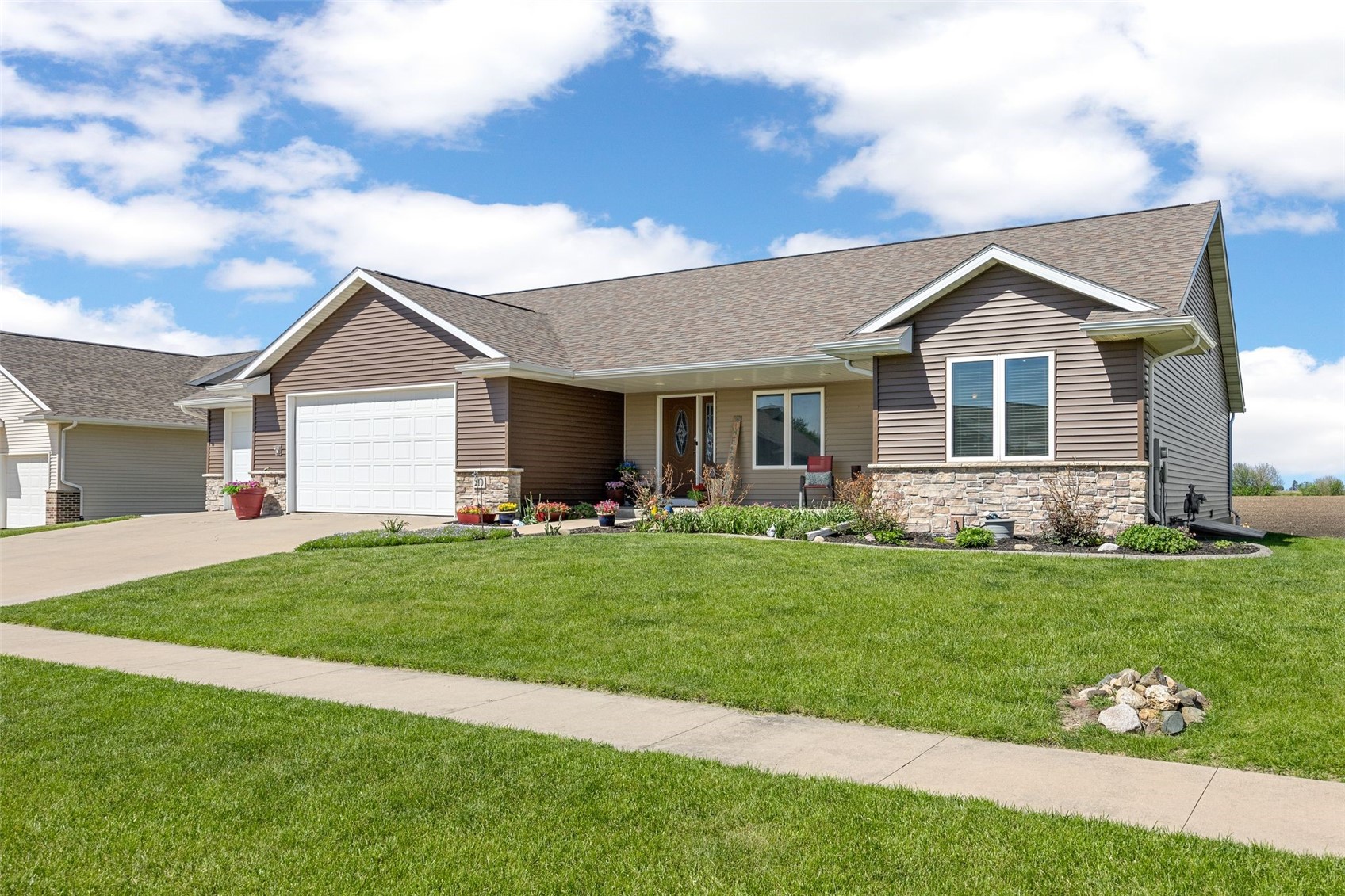 210 Longworth Avenue Alburnett IA 52202