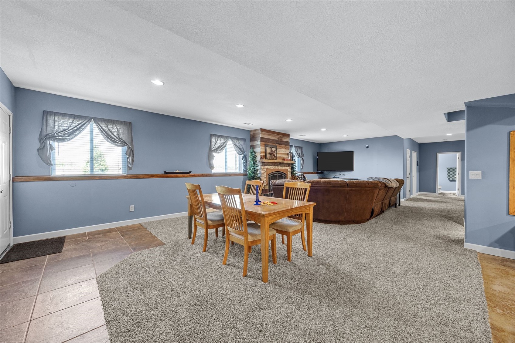 210 Longworth Avenue Alburnett IA 52202