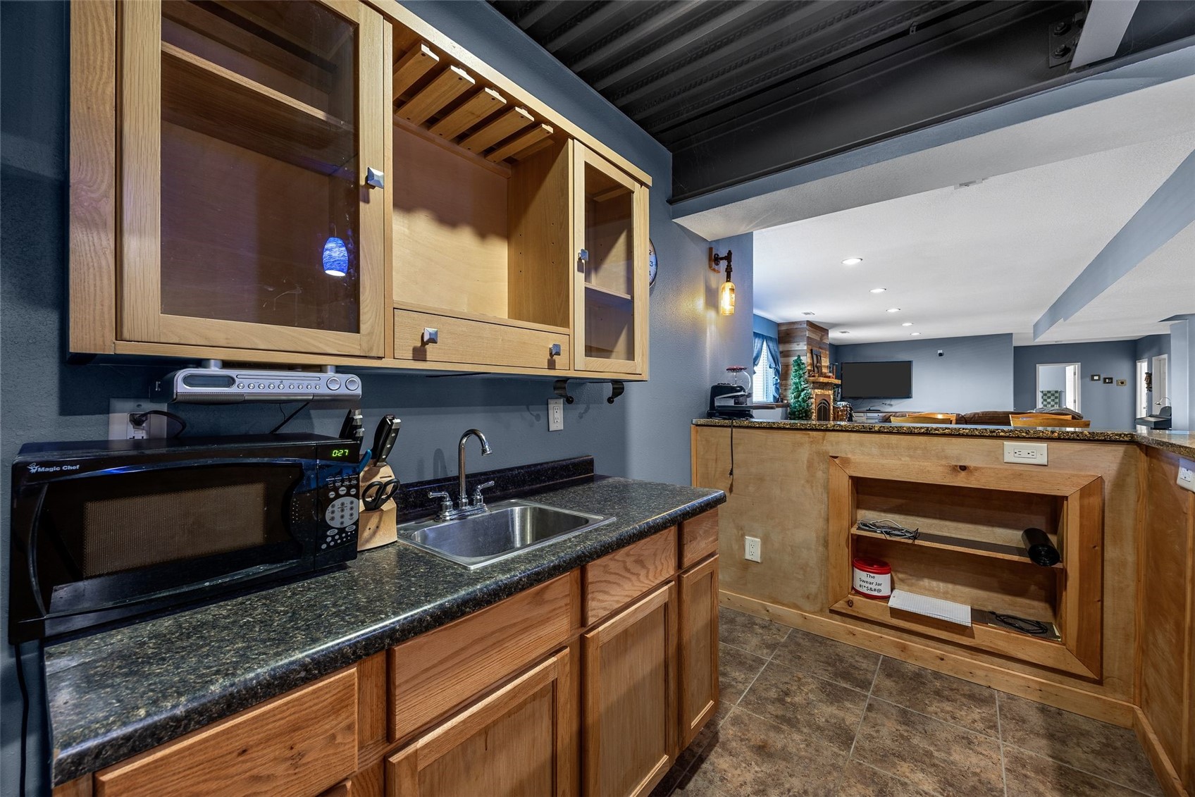 210 Longworth Avenue Alburnett IA 52202