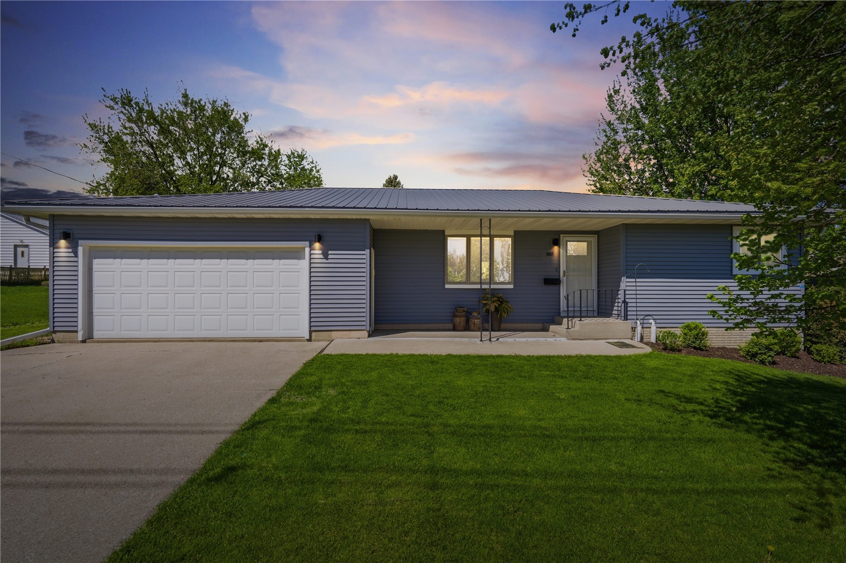 1503 G Avenue Vinton IA 52349