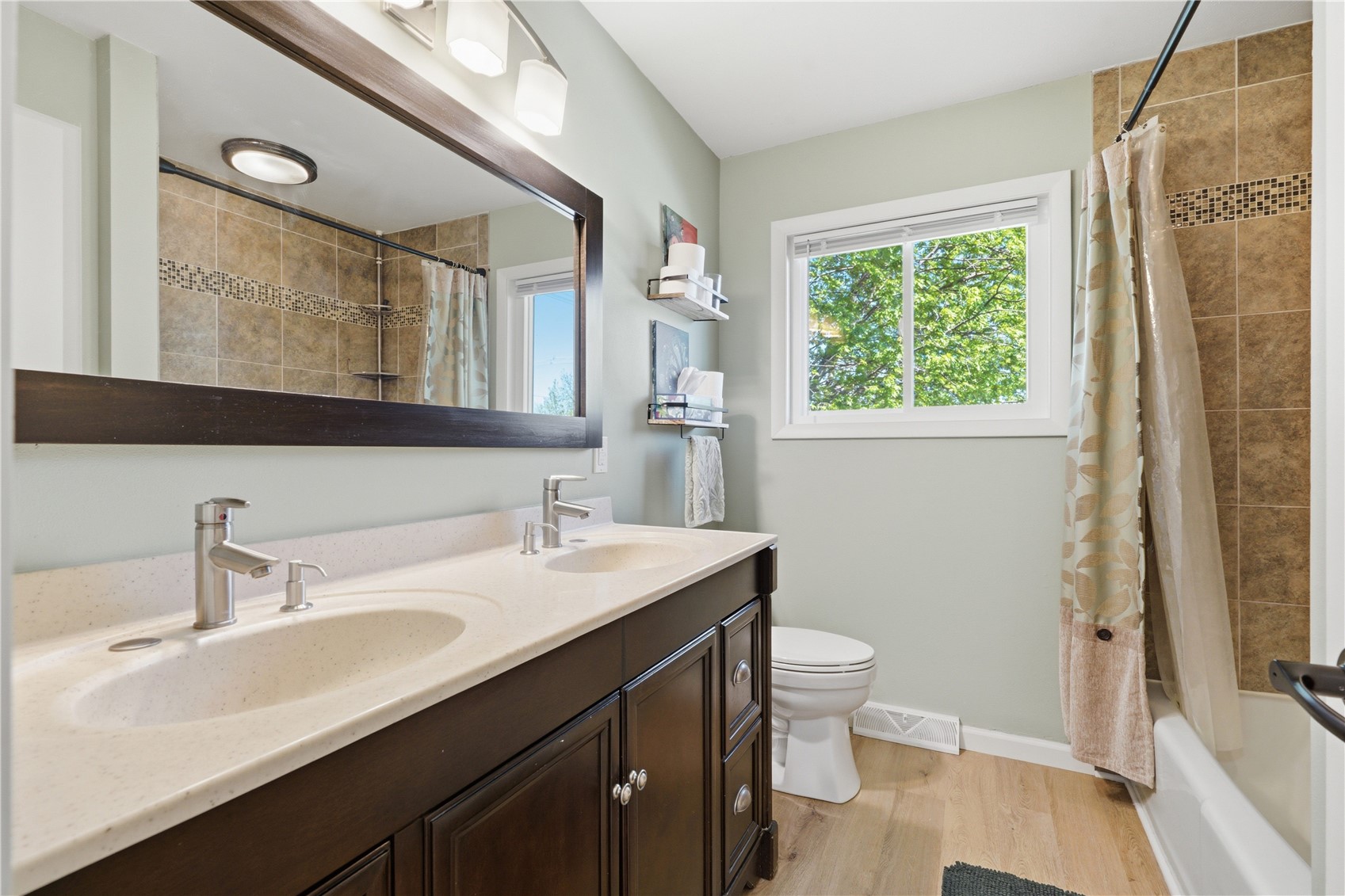 1503 G Avenue Vinton IA 52349