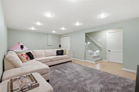1503 G Avenue Vinton IA 52349