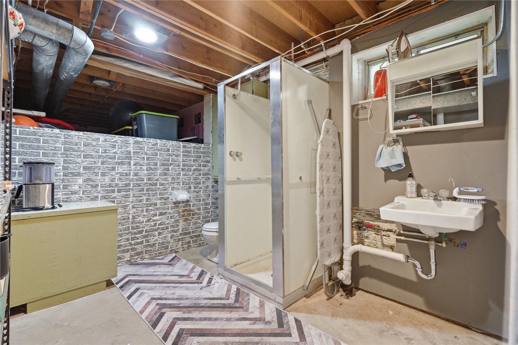 1503 G Avenue Vinton IA 52349