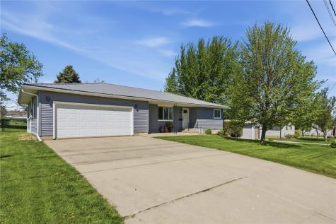1503 G Avenue Vinton IA 52349