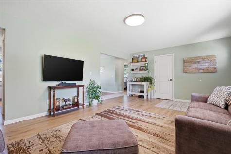 1503 G Avenue Vinton IA 52349