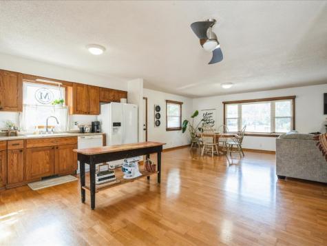 1613 South View Drive NW Cedar Rapids IA 52405