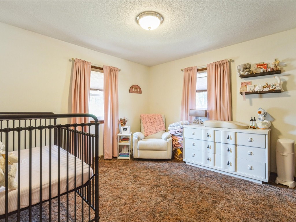 1613 South View Drive NW Cedar Rapids IA 52405