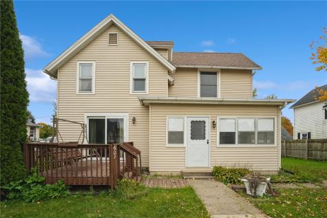 602 Jackson Street Olin IA 52320