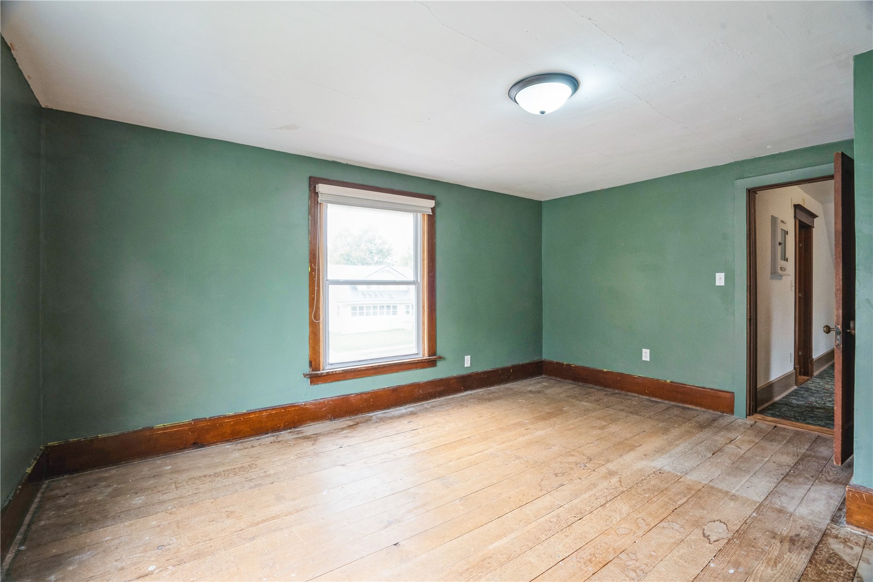 602 Jackson Street Olin IA 52320