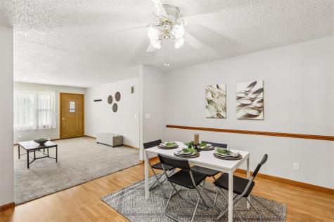1216 N 2nd Street Manchester IA 52057