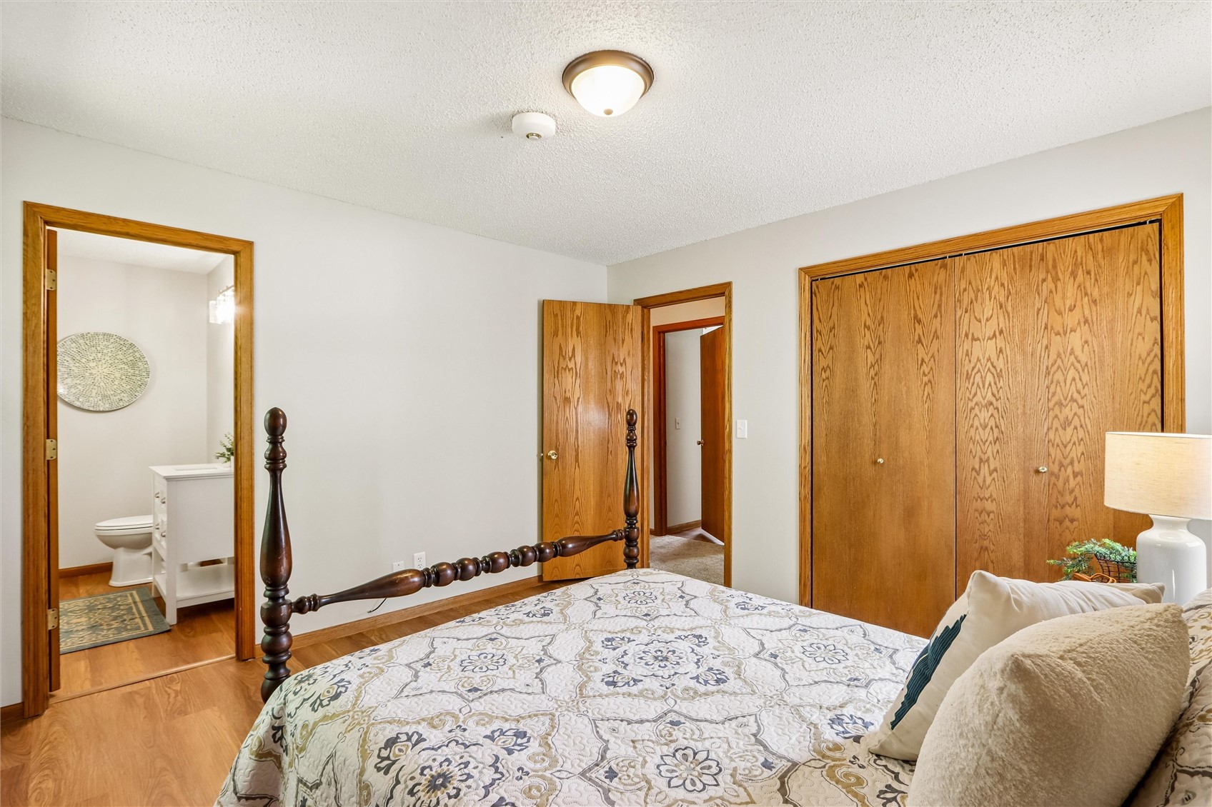 1216 N 2nd Street Manchester IA 52057