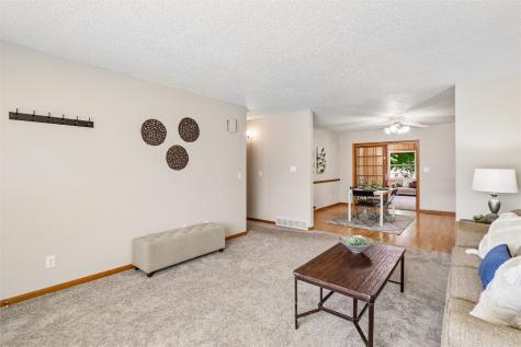 1216 N 2nd Street Manchester IA 52057