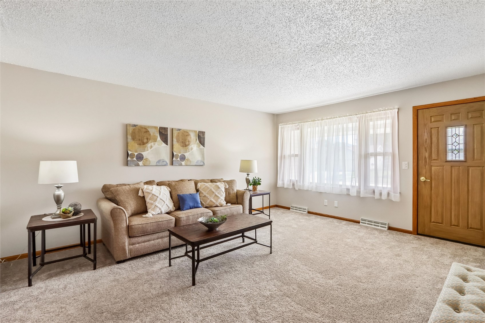 1216 N 2nd Street Manchester IA 52057