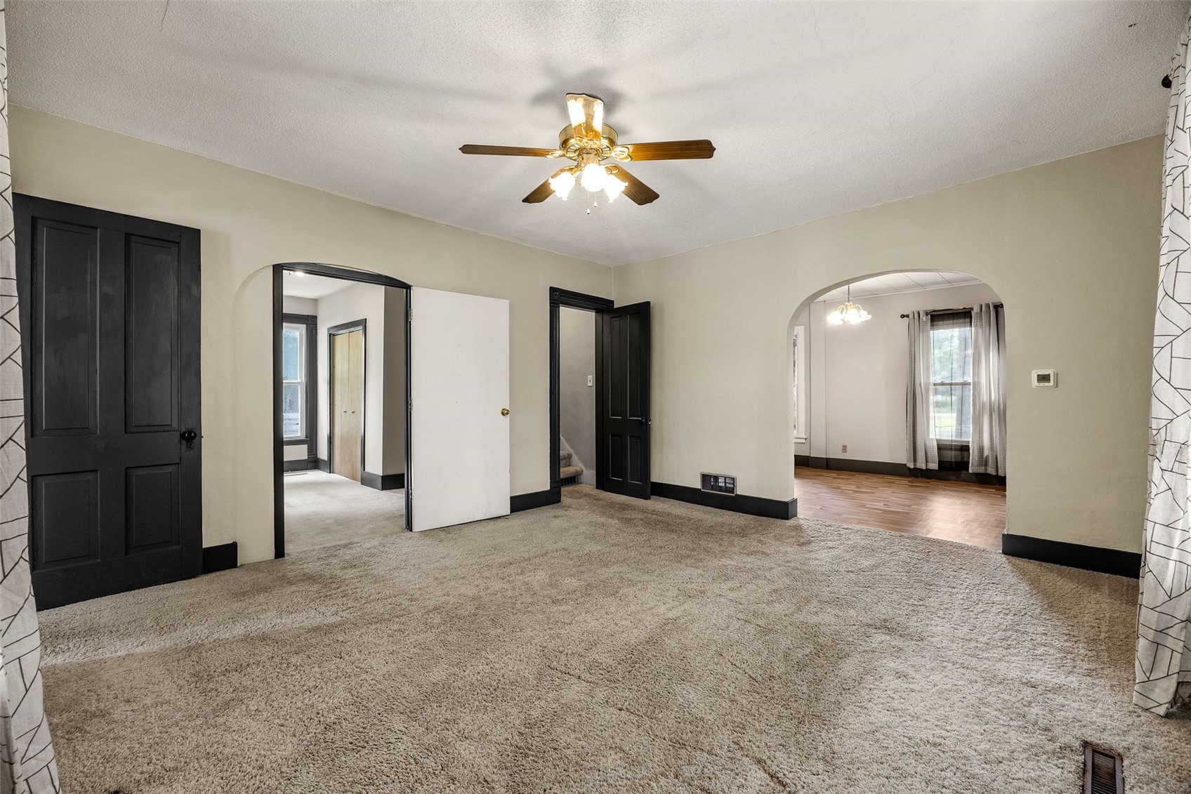 505 E Butler Street Manchester IA 52057