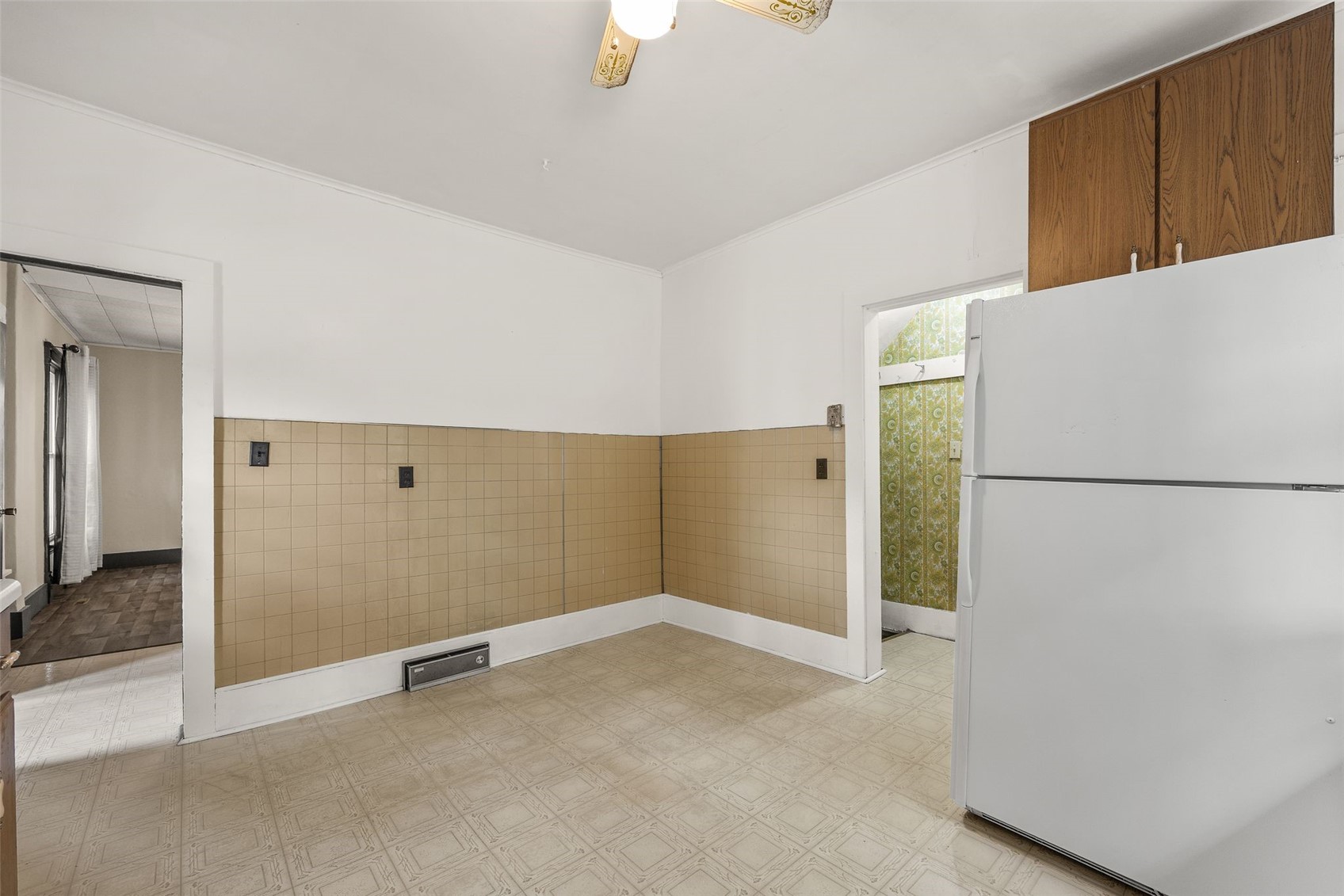505 E Butler Street Manchester IA 52057