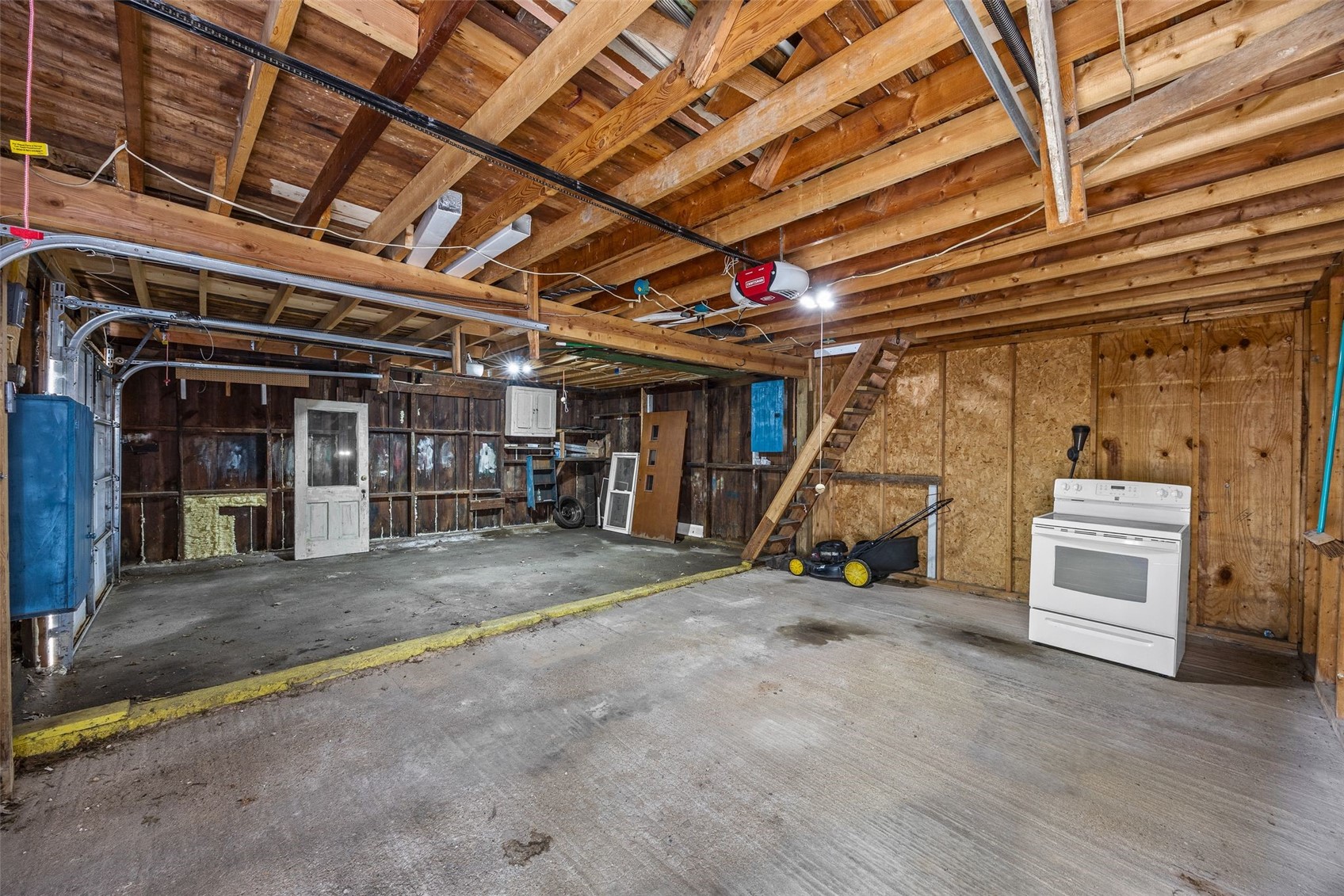 505 E Butler Street Manchester IA 52057