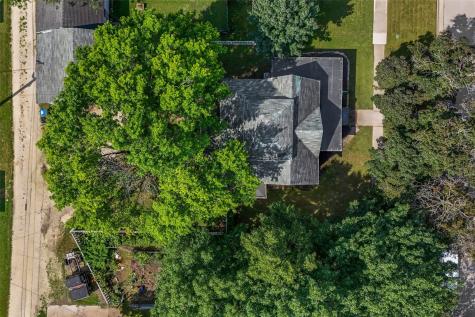 505 E Butler Street Manchester IA 52057