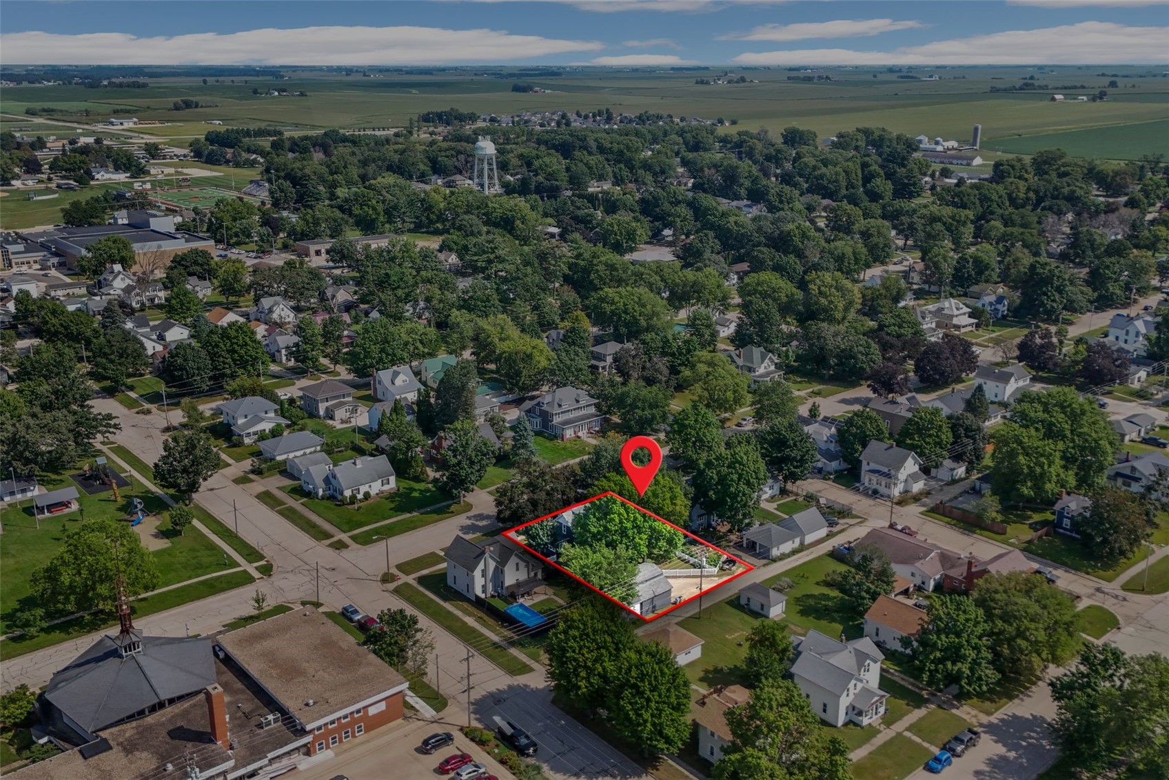 505 E Butler Street Manchester IA 52057