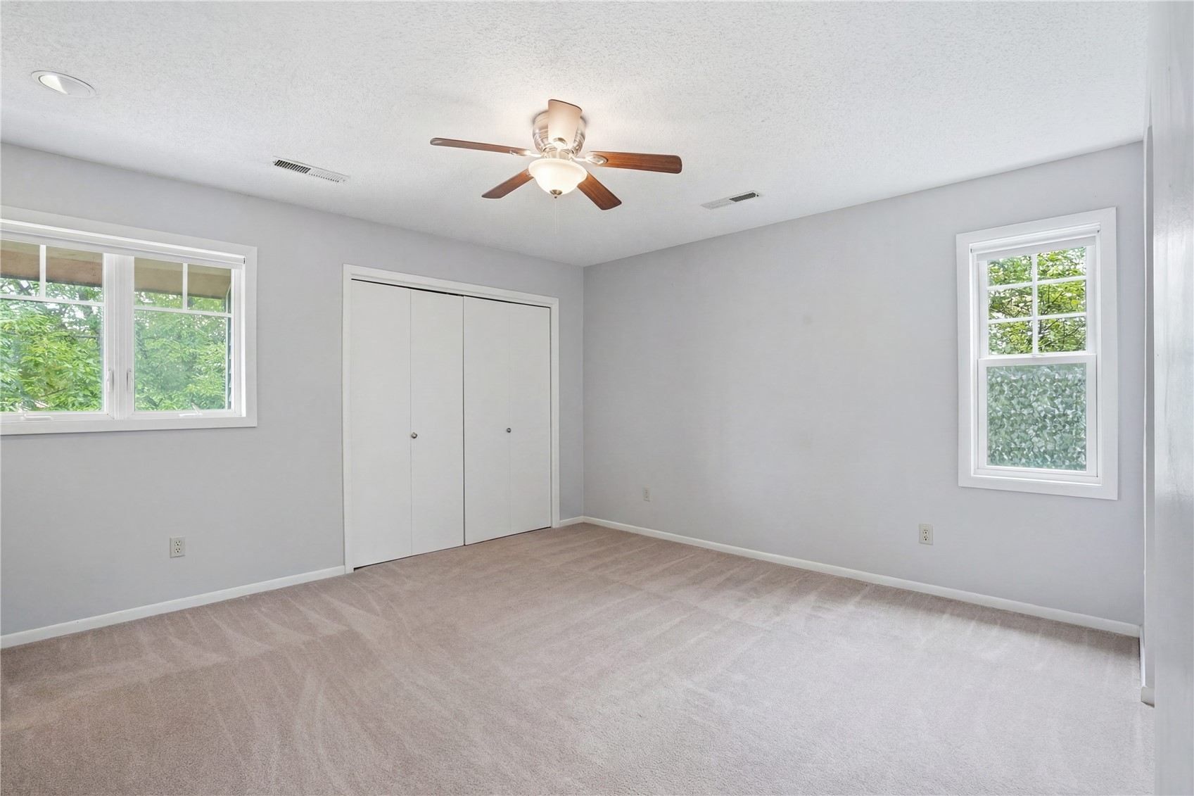 1932 Holiday Road Coralville IA 52241