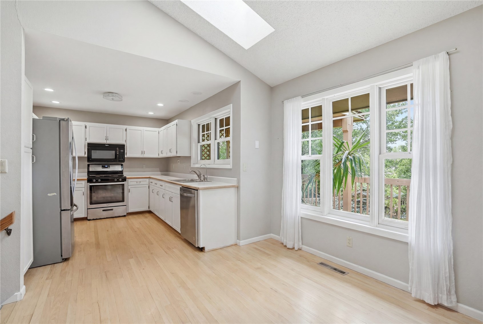 1932 Holiday Road Coralville IA 52241