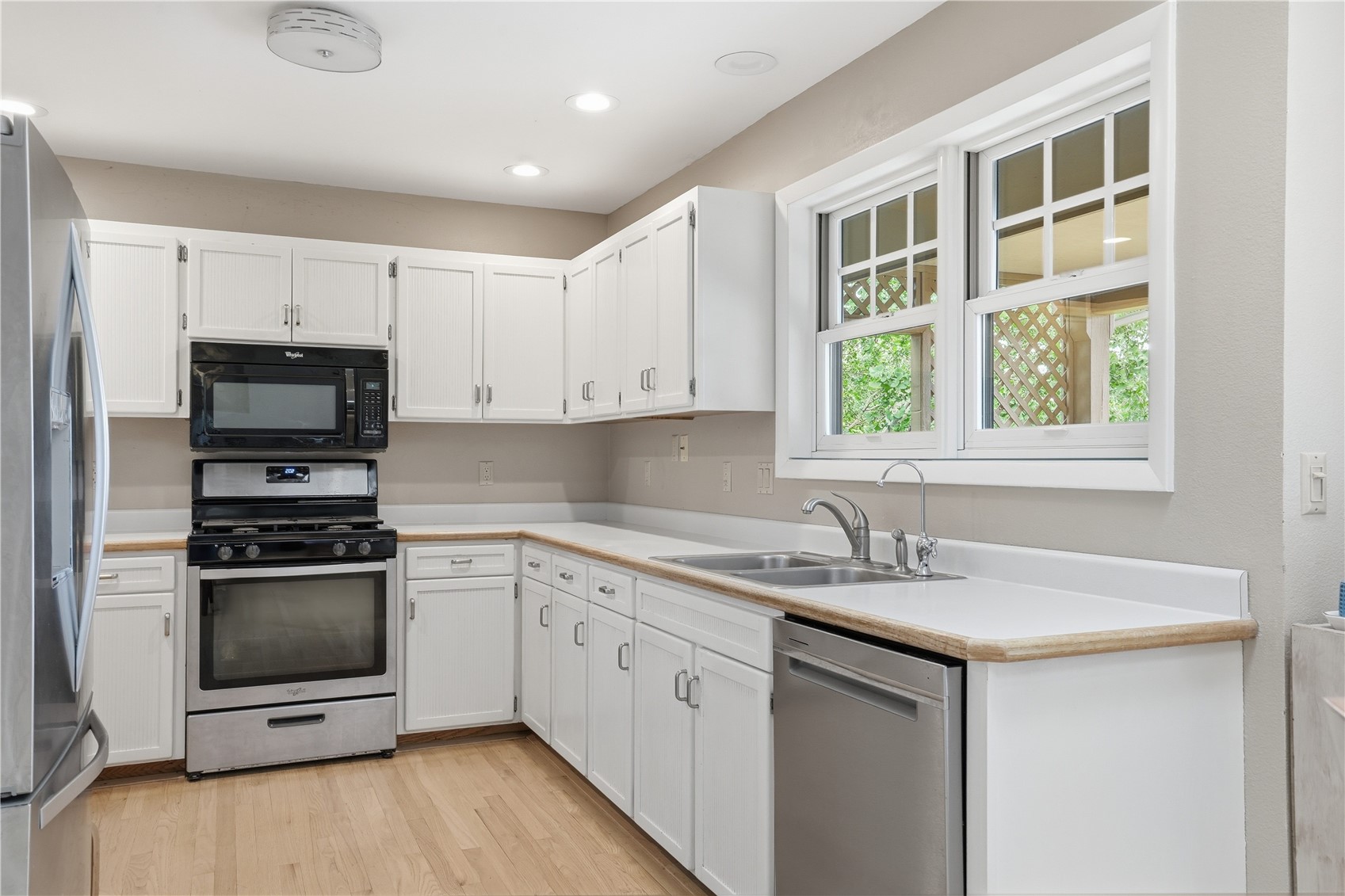1932 Holiday Road Coralville IA 52241