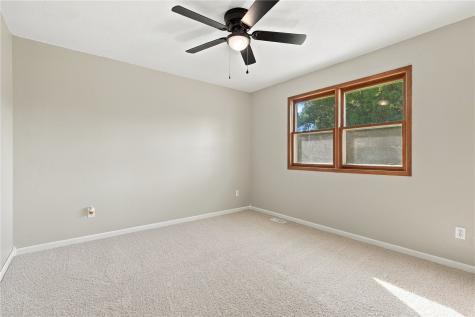 87 4th Avenue Atkins IA 52206