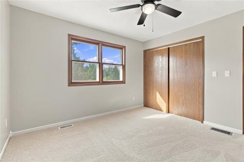 87 4th Avenue Atkins IA 52206