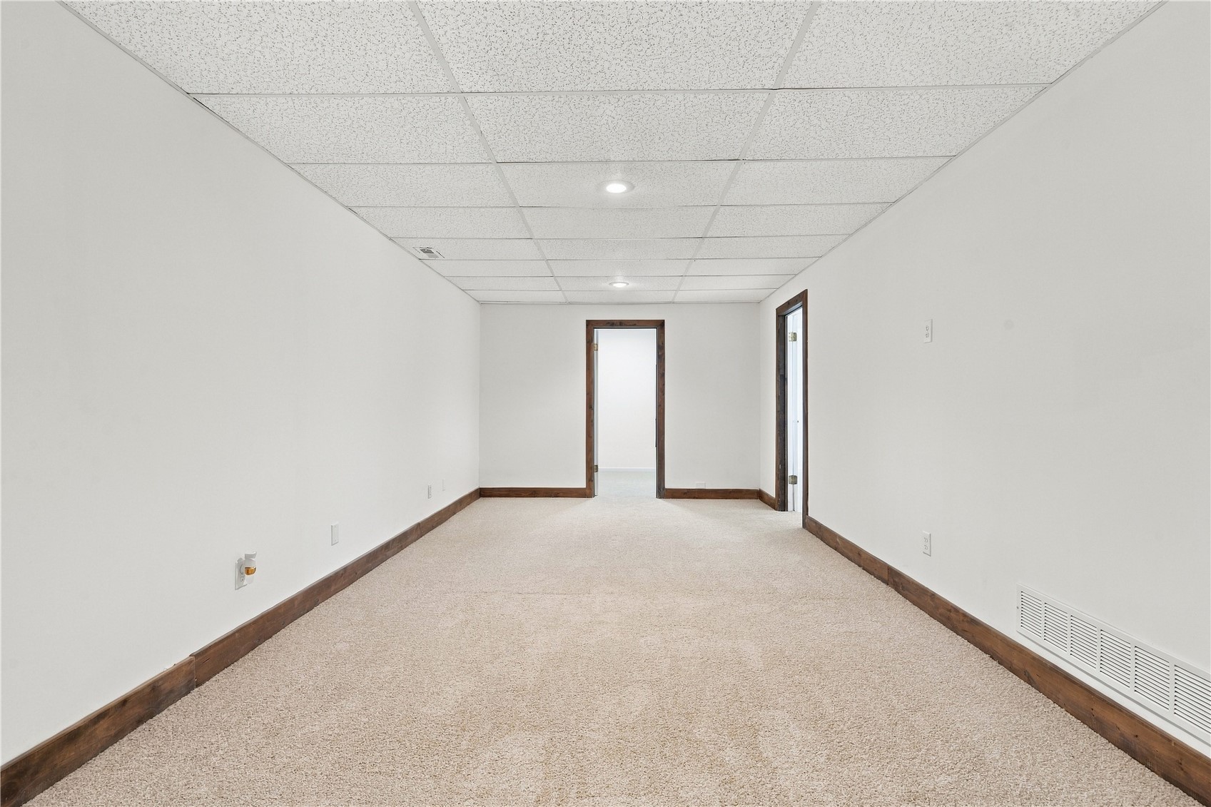 87 4th Avenue Atkins IA 52206