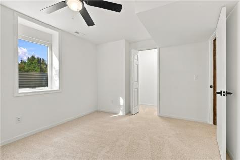 87 4th Avenue Atkins IA 52206