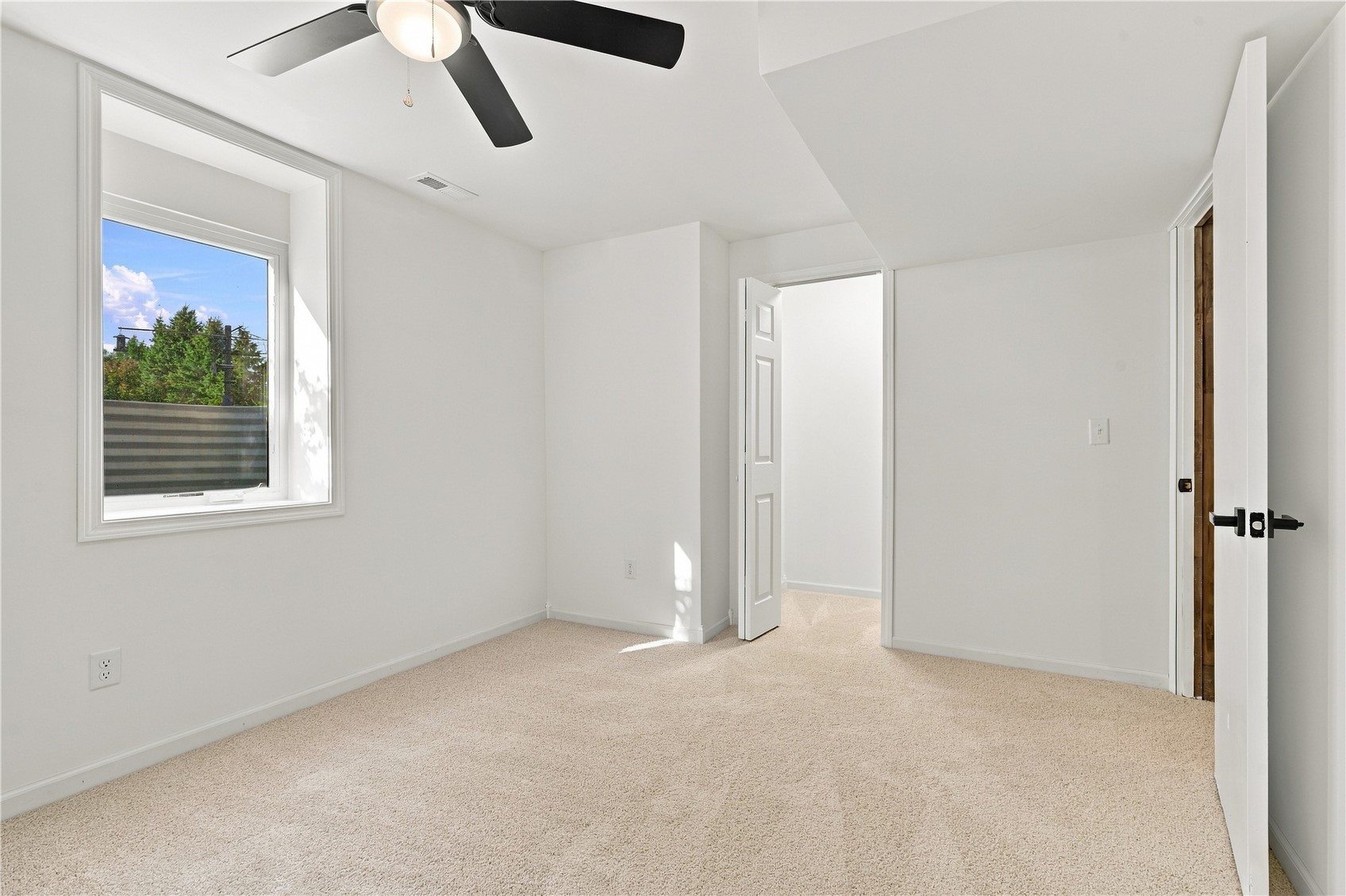 87 4th Avenue Atkins IA 52206