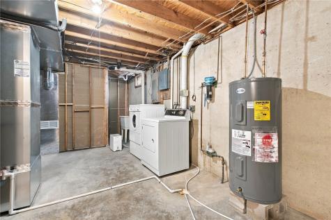 87 4th Avenue Atkins IA 52206