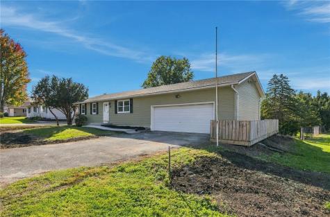 87 4th Avenue Atkins IA 52206