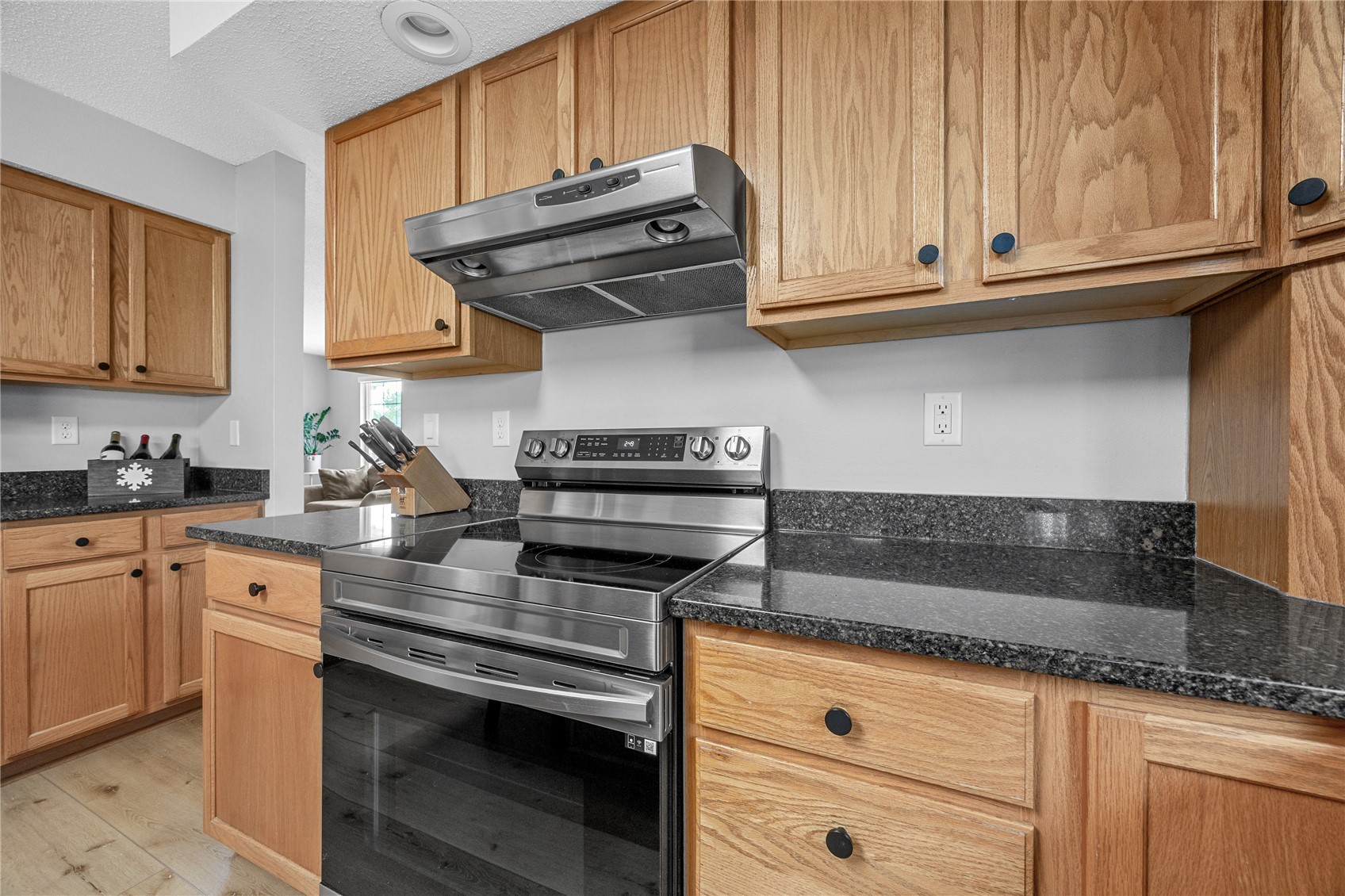 1405 Lyndhurst Drive Hiawatha IA 52233