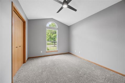 1405 Lyndhurst Drive Hiawatha IA 52233