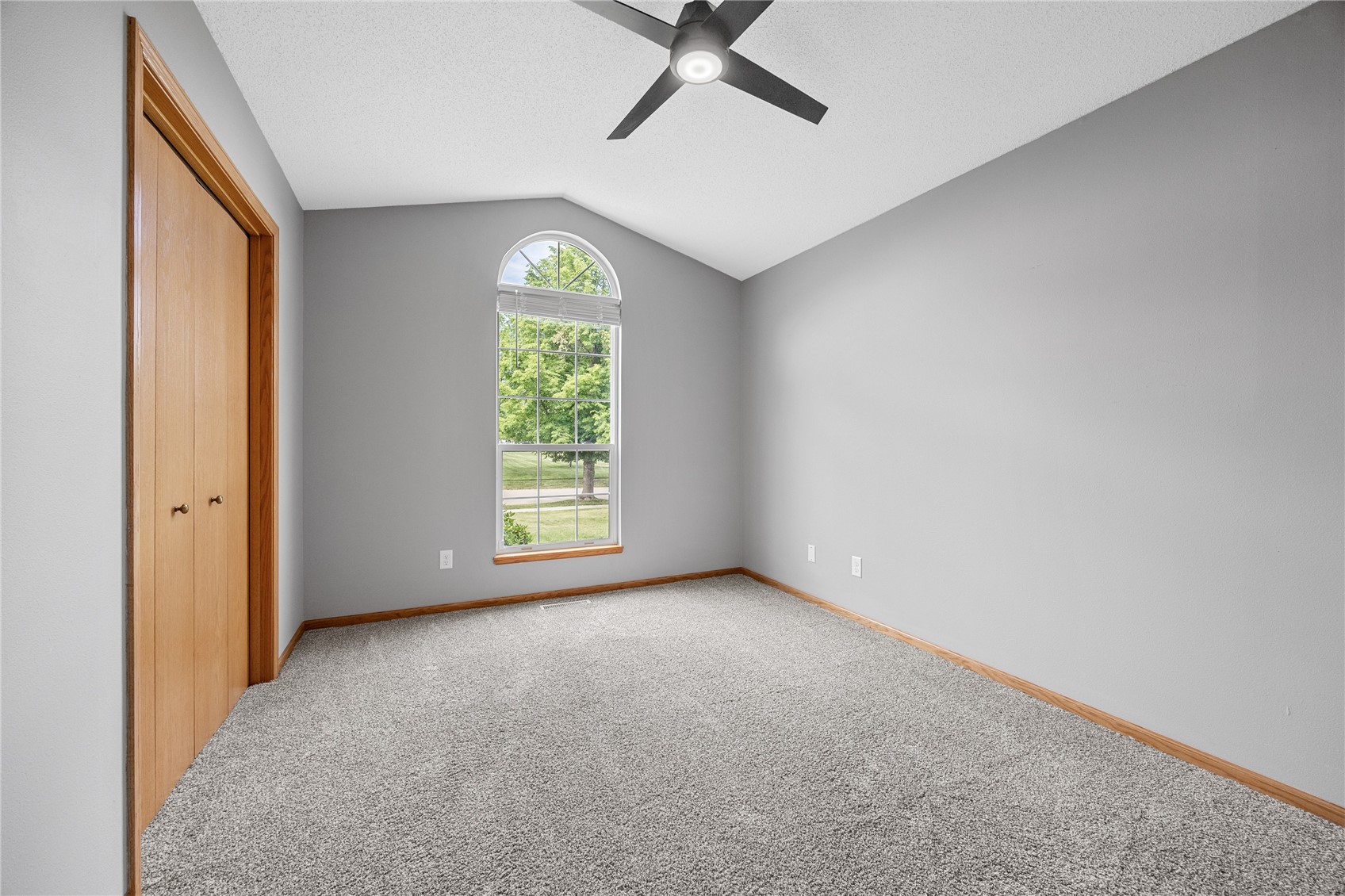 1405 Lyndhurst Drive Hiawatha IA 52233