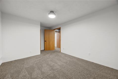 1405 Lyndhurst Drive Hiawatha IA 52233