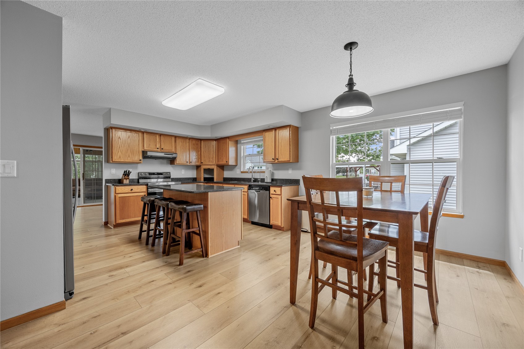 1405 Lyndhurst Drive Hiawatha IA 52233