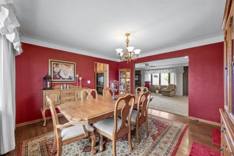 7249 Benton Linn Road Cedar Rapids IA 52404