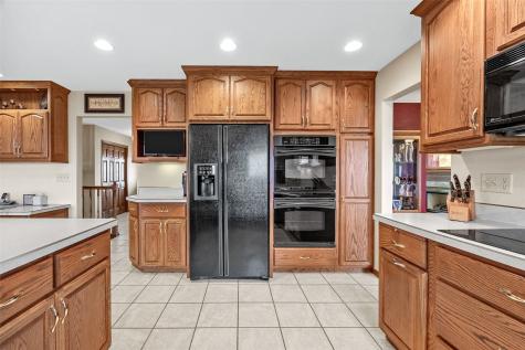 7249 Benton Linn Road Cedar Rapids IA 52404