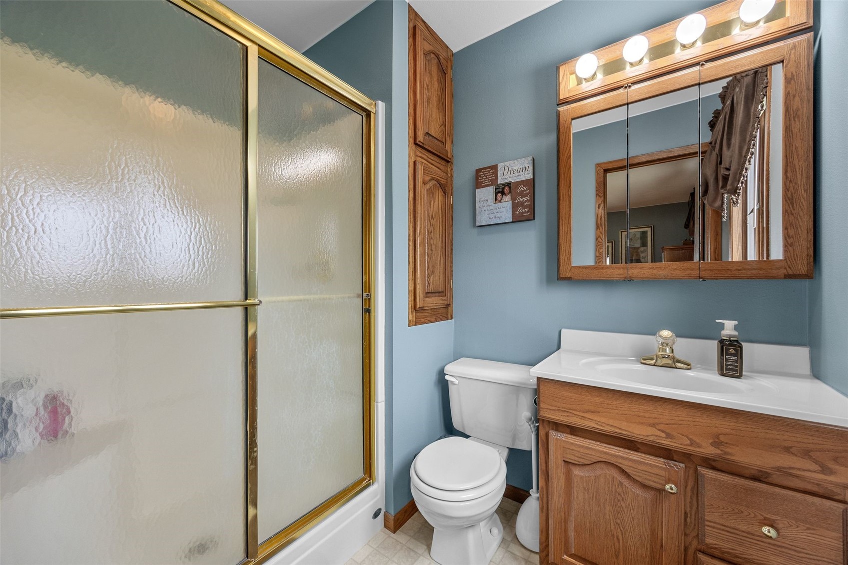 7249 Benton Linn Road Cedar Rapids IA 52404