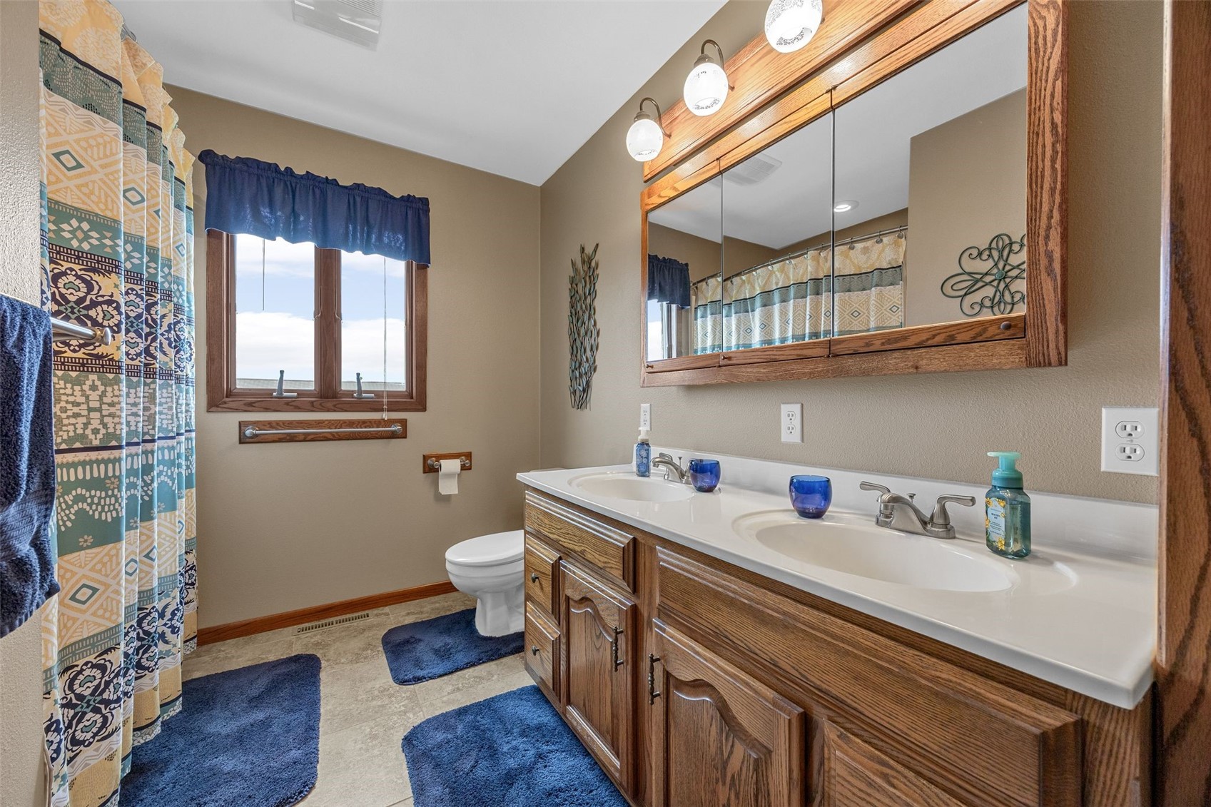 7249 Benton Linn Road Cedar Rapids IA 52404