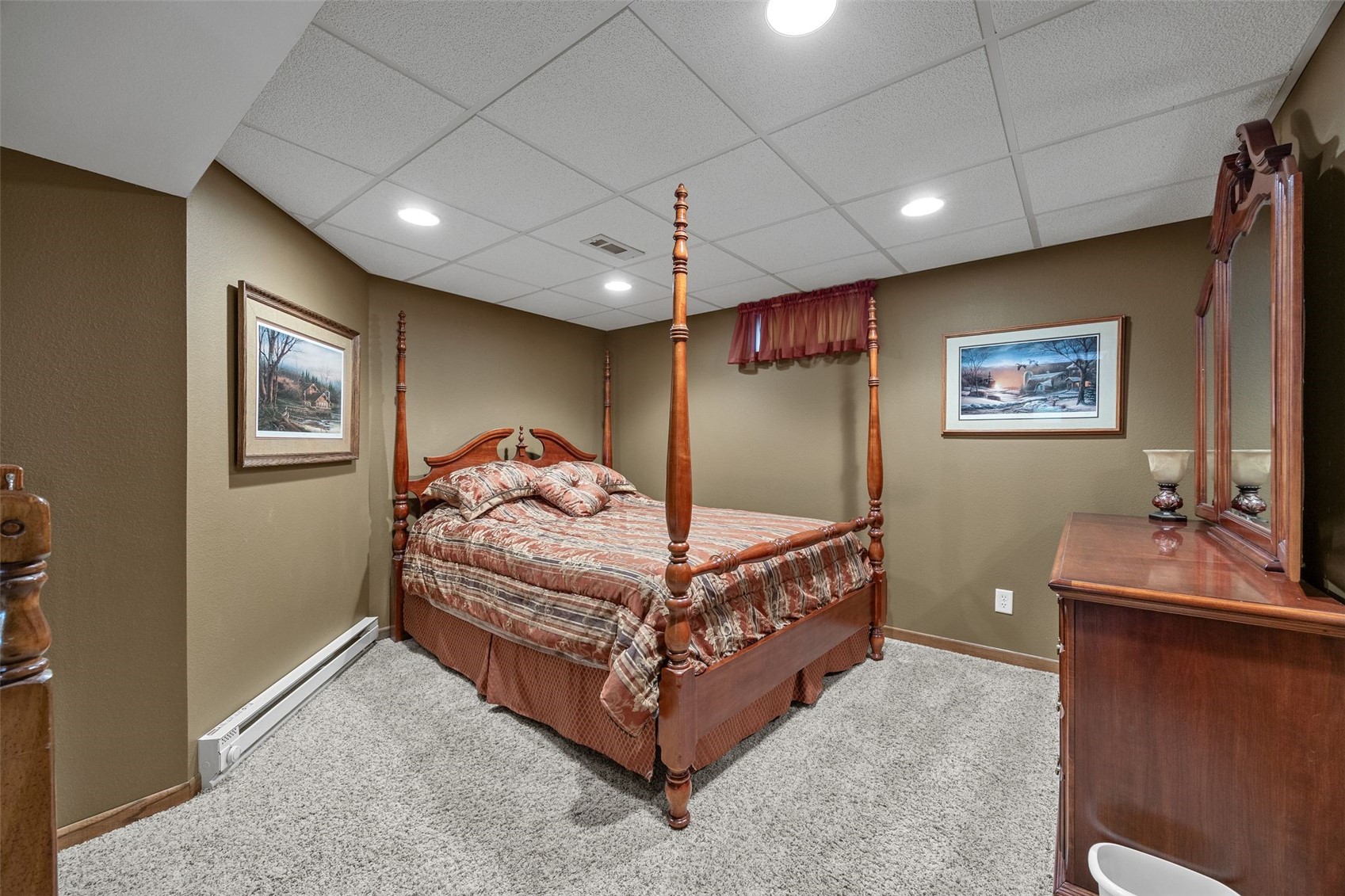 7249 Benton Linn Road Cedar Rapids IA 52404